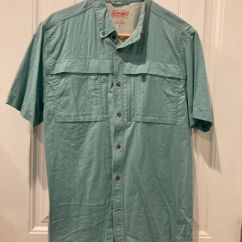 Button down short sleeve shirt